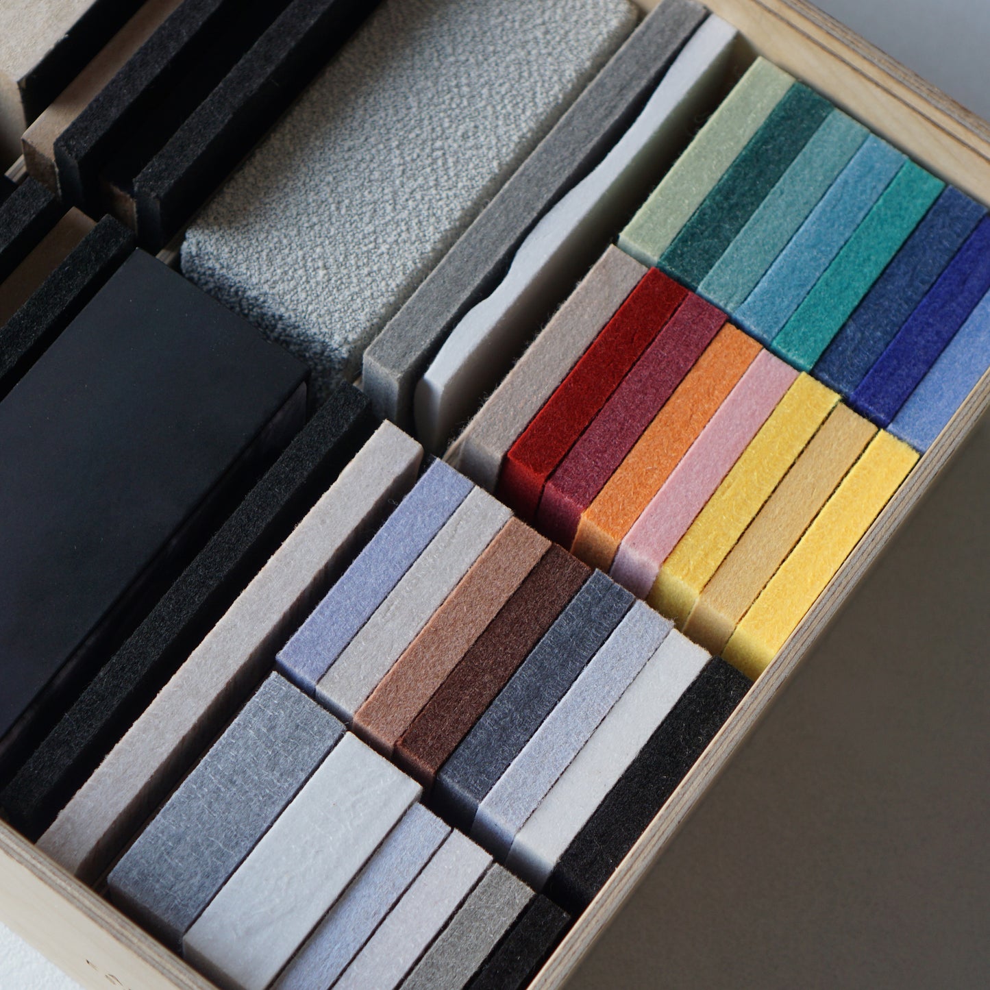 MUTE Sample Box