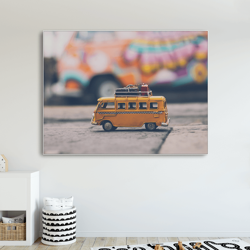 Yellow bus : Four