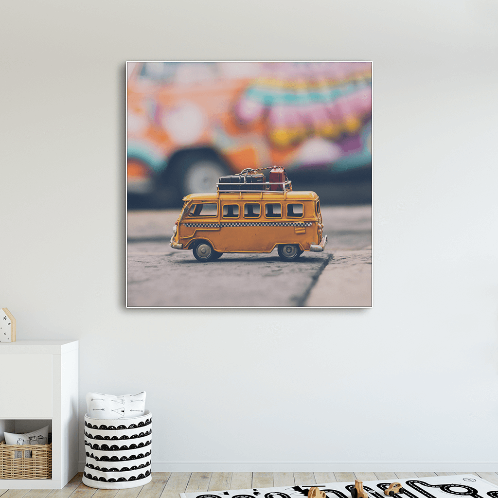 Yellow bus : Four