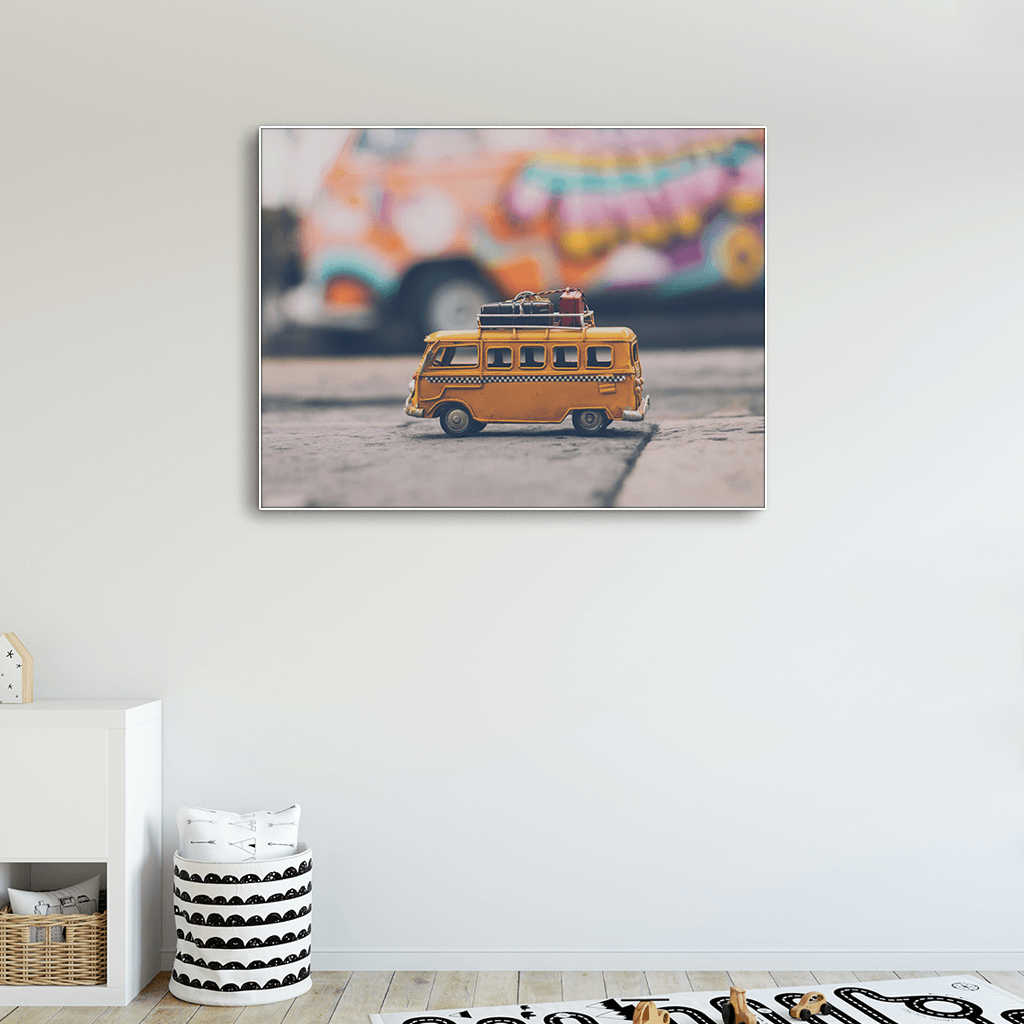 Yellow bus : Four